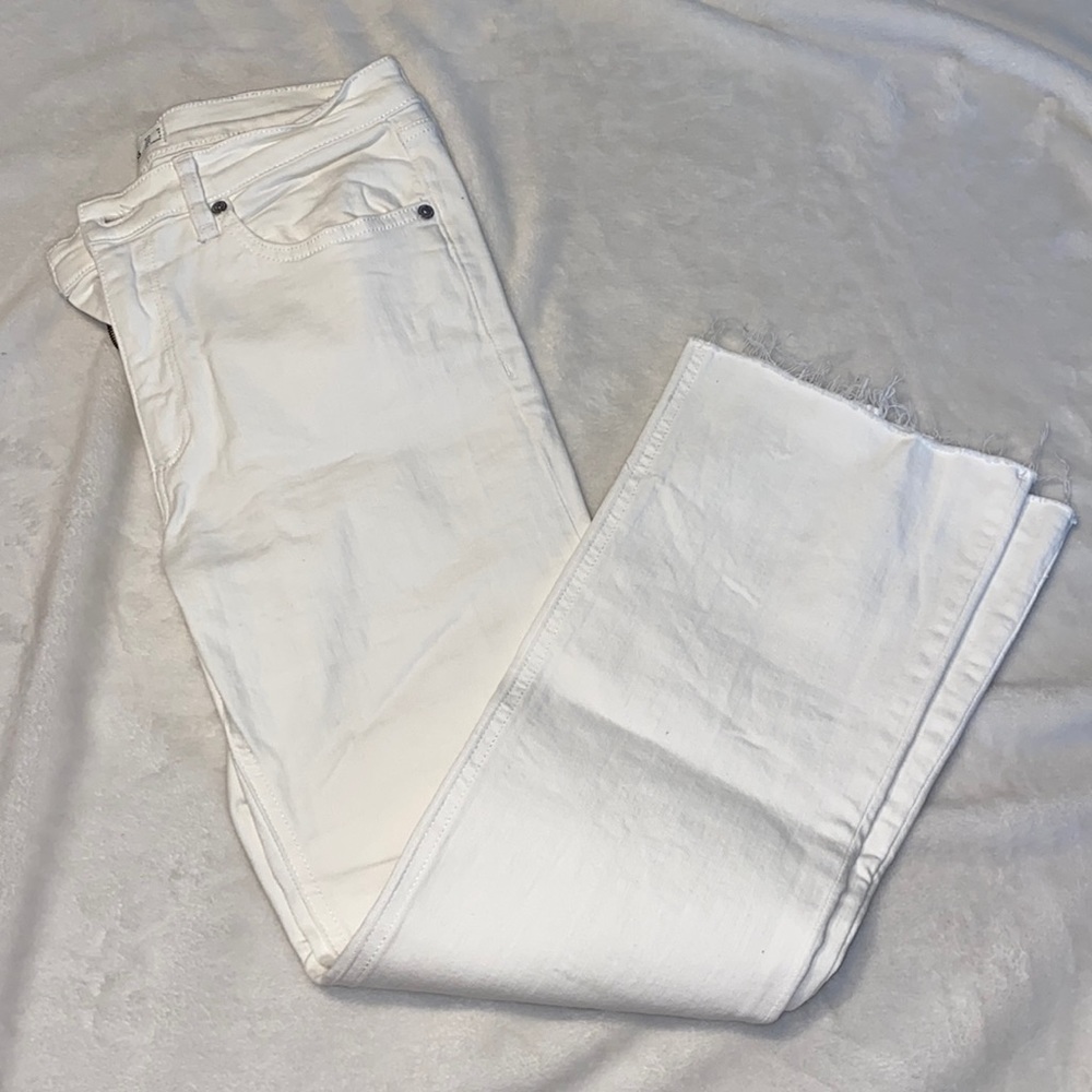 White Boot Crop Jeans